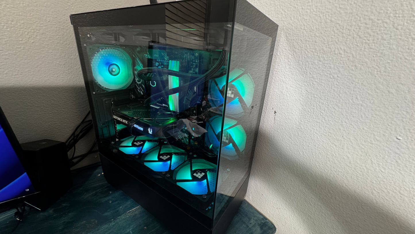 Customizable Gaming PC